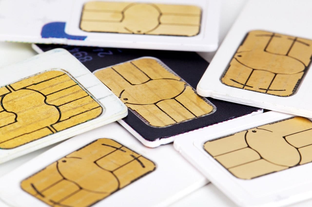 Afghanistan Halts New SIM Card Distribution, Encourages Registration